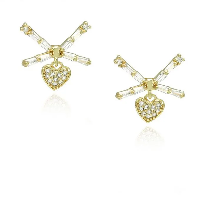 Женска малка обеца със сърце