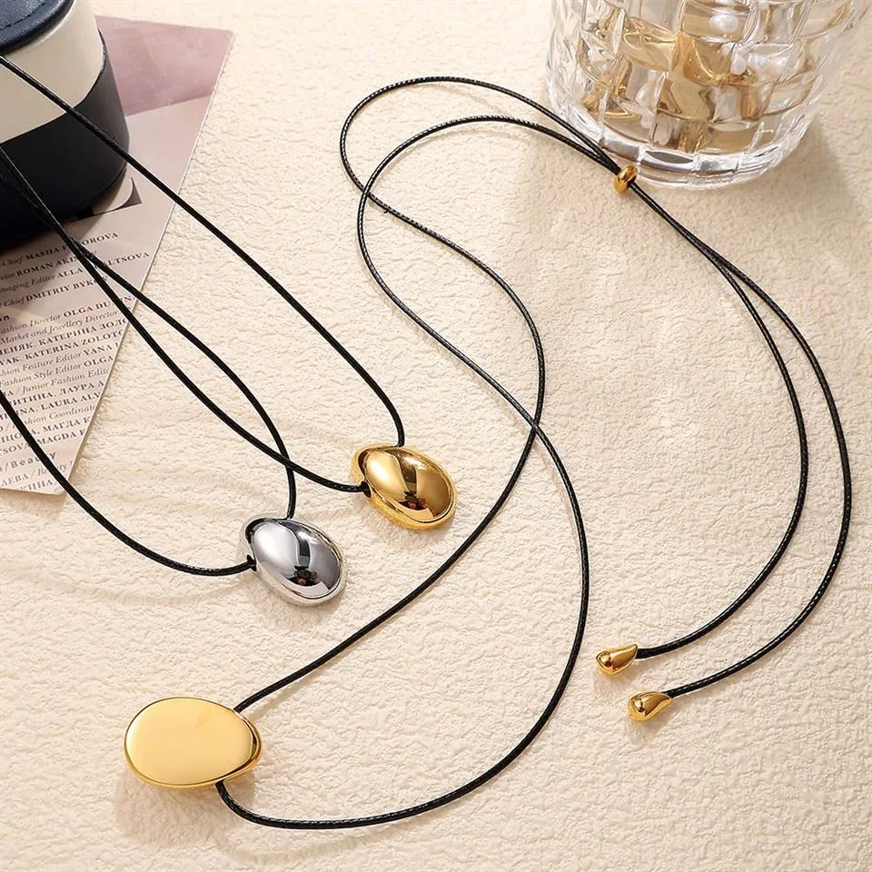 Верига за пуловер с чувство за дизайн