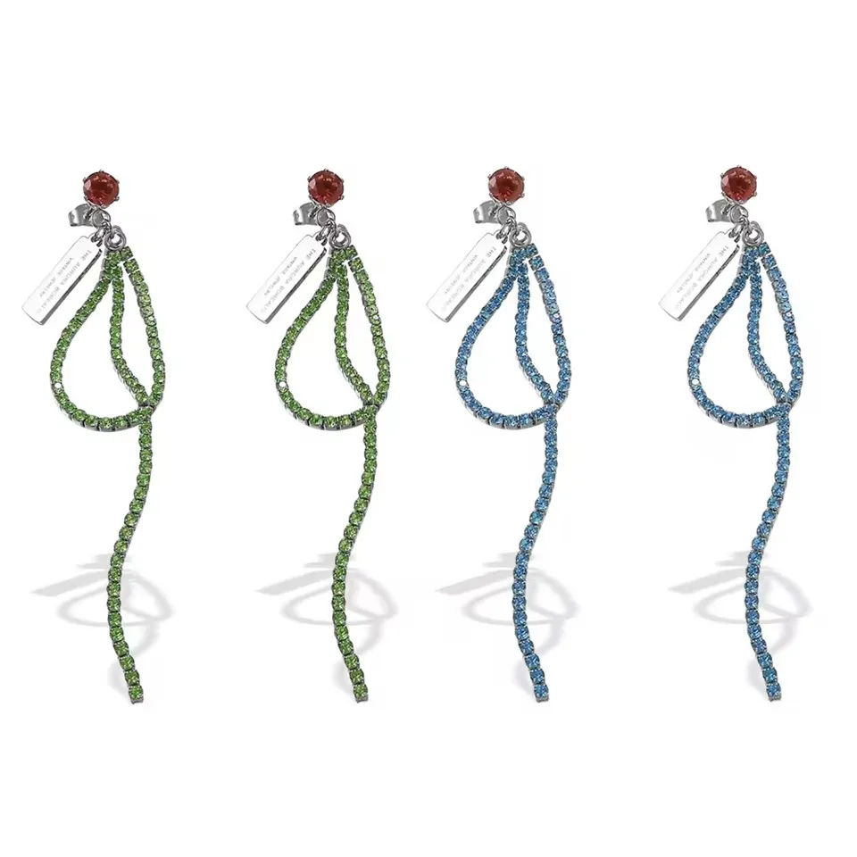 Обеци със сто личност от неръждаема стомана